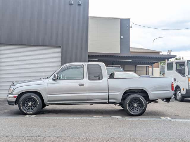 Toyota Hilux 5