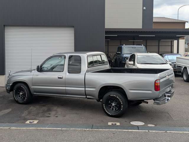 Toyota Hilux 7