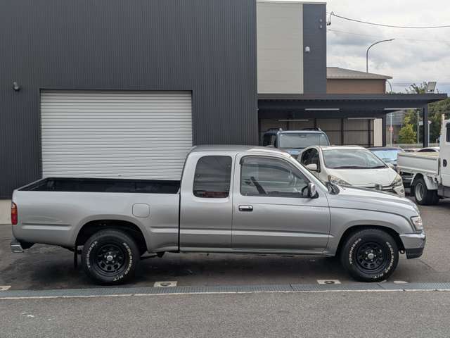 Toyota Hilux 10