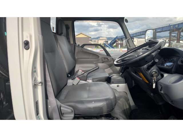 Hino Dutro 10