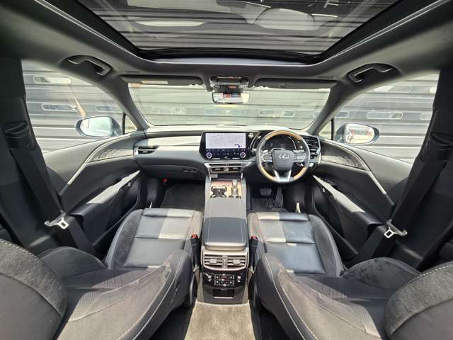 Lexus RX 6