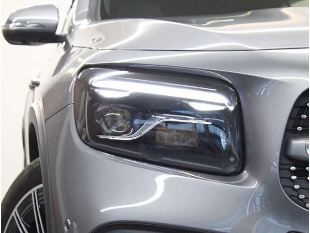 Mercedes-Benz GLB 3