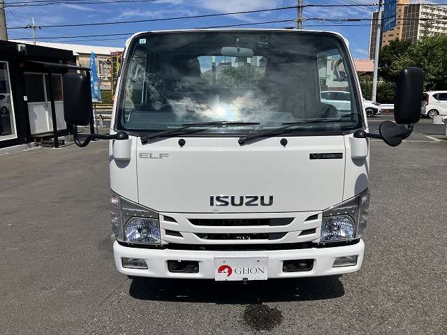 Isuzu Elf 2