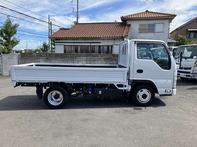 Isuzu Elf 5