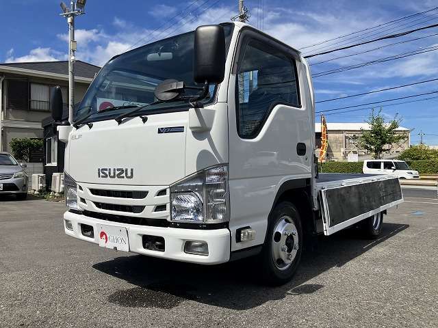 Isuzu Elf 9