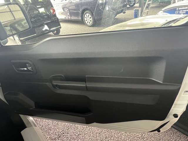 Suzuki Jimny 3