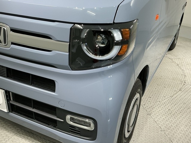 Honda N-VAN 8
