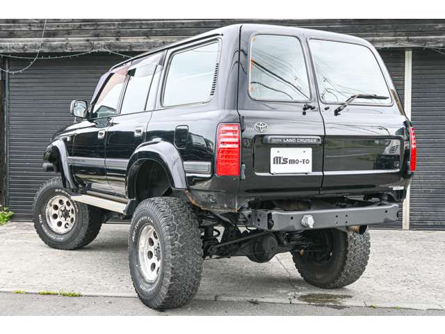 Toyota Land Cruiser 80 8