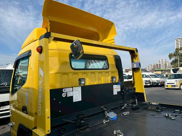 Mitsubishi Fuso Canter 11