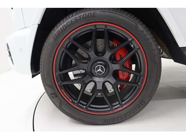 Mercedes-Benz G-Class 4