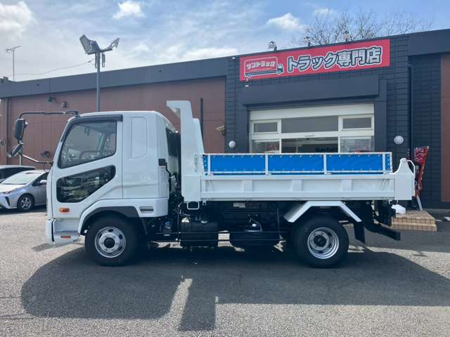 Mitsubishi Fuso Fighter 8