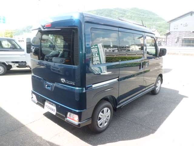 Daihatsu Atrai 7