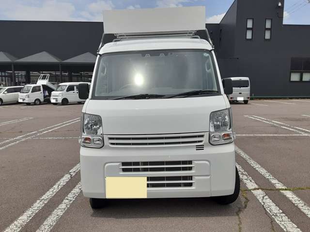 Nissan NV100 Clipper 3