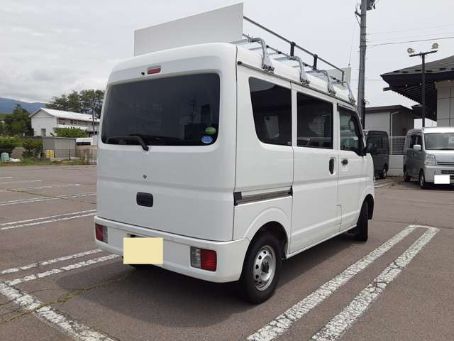 Nissan NV100 Clipper 8