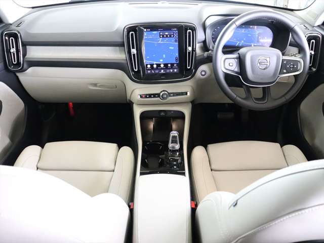 Volvo XC40 5