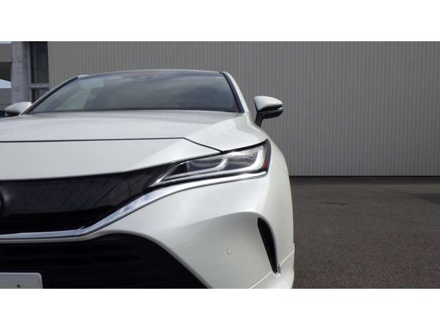 Toyota Harrier 5
