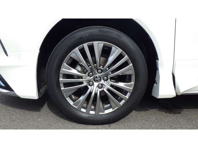 Toyota Harrier 7