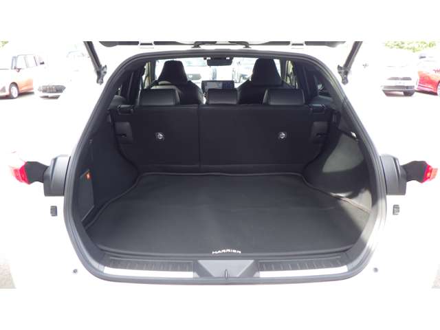 Toyota Harrier 9