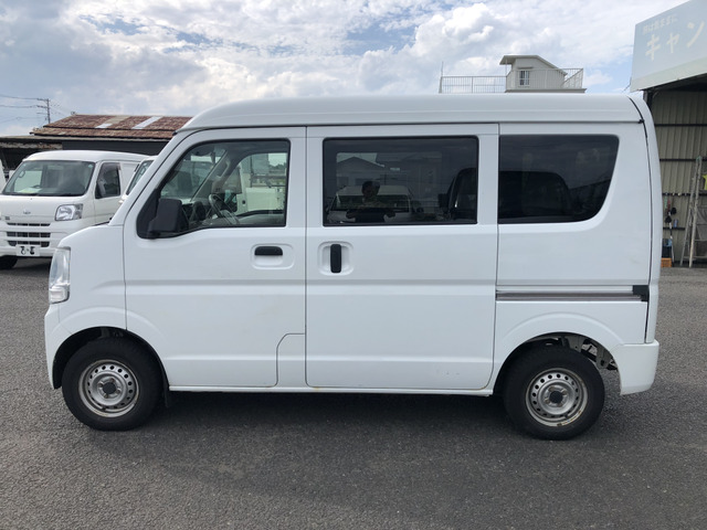 Nissan NV100 Clipper 5