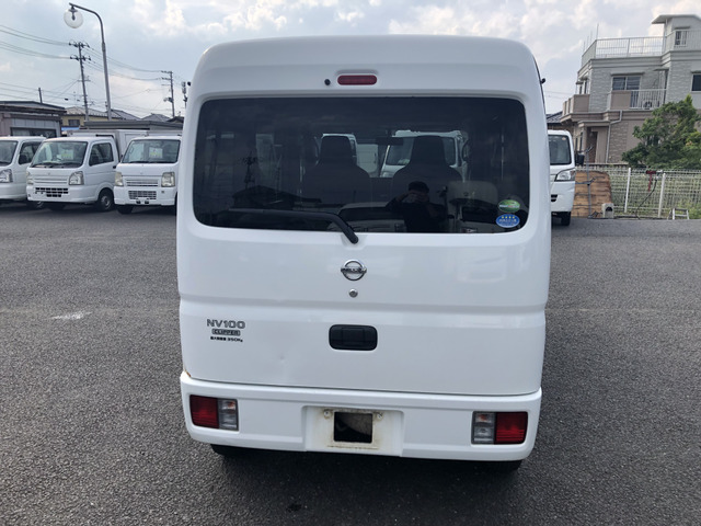 Nissan NV100 Clipper 6