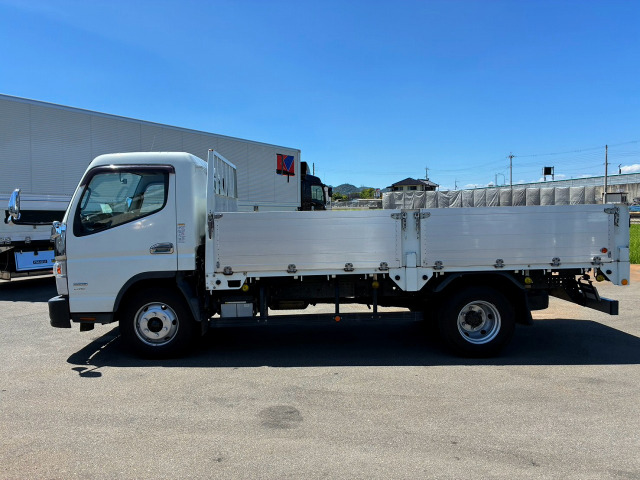 Mitsubishi Fuso Canter 10