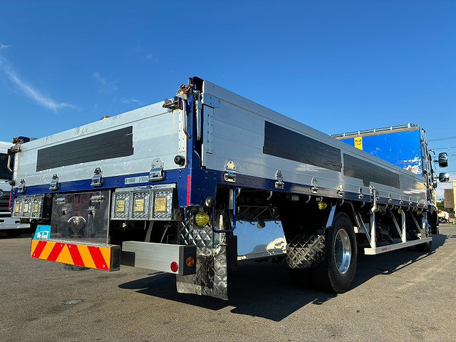 Hino Ranger 10