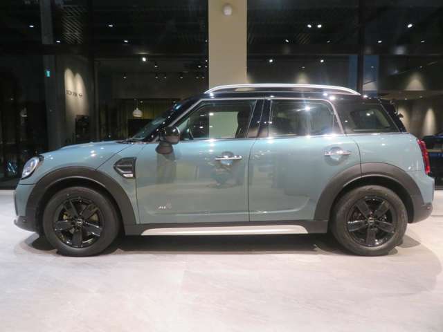 MINI Crossover 6