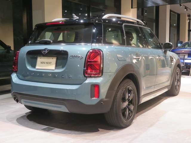 MINI Crossover 7