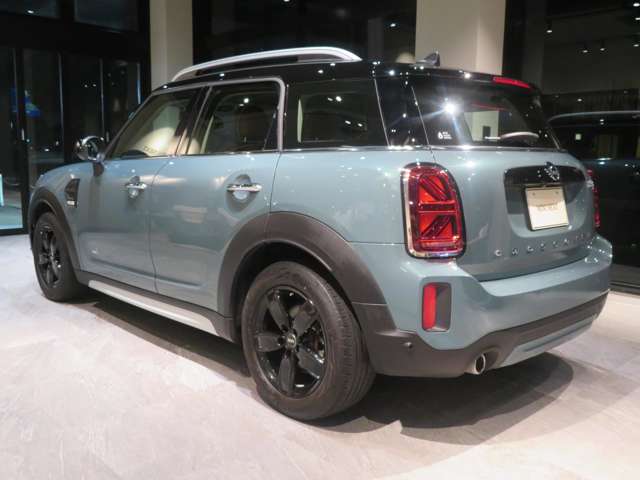 MINI Crossover 8