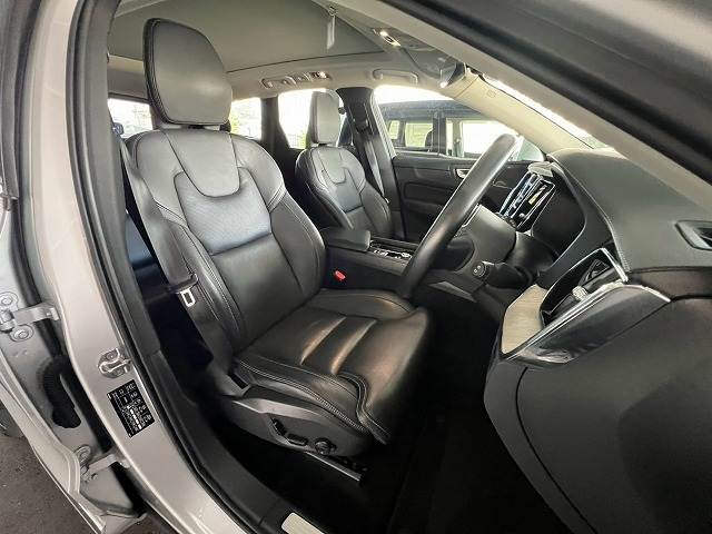 Volvo XC60 11