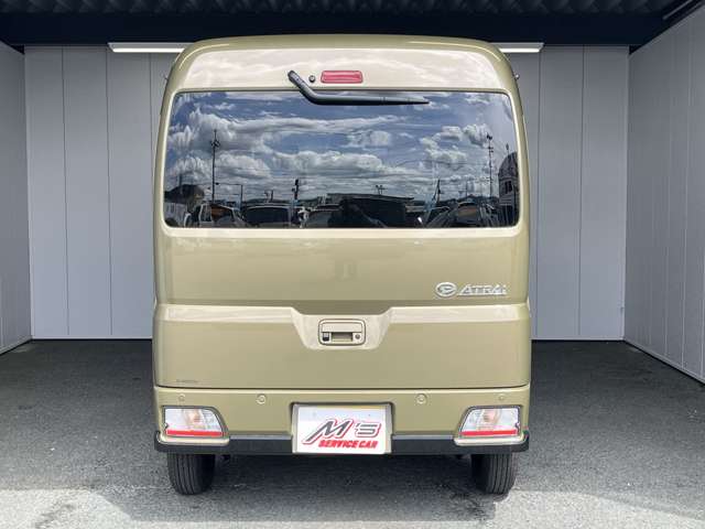 Daihatsu Atrai 6