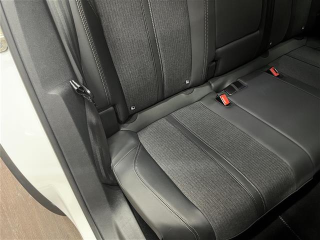 Peugeot 3008 12