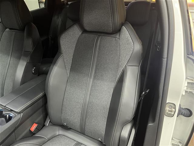 Peugeot 3008 13