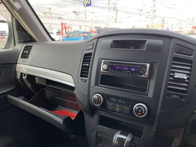 Mitsubishi Pajero 11