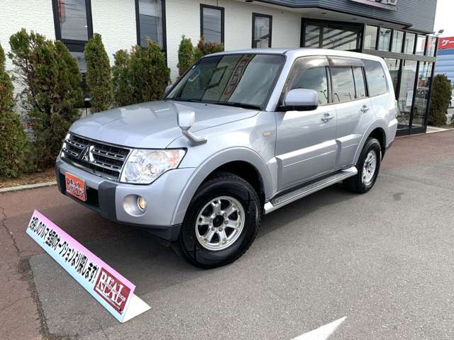 Mitsubishi Pajero 5
