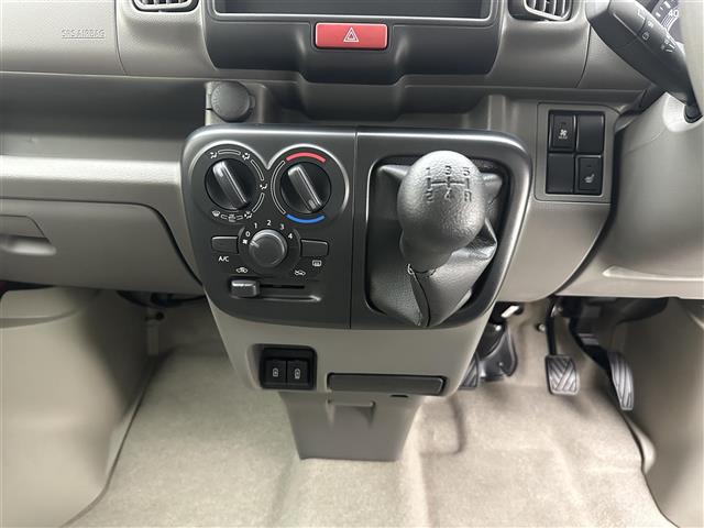 Suzuki Every 11
