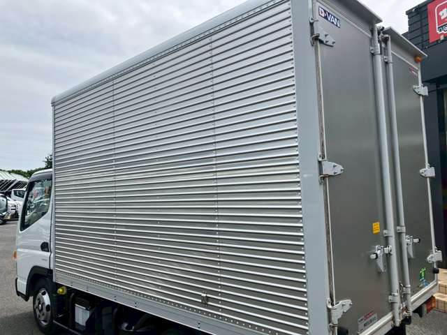 Mitsubishi Fuso Canter 11