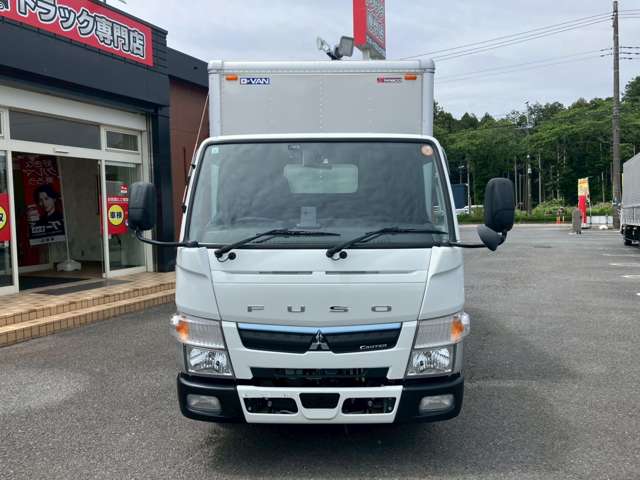 Mitsubishi Fuso Canter 2
