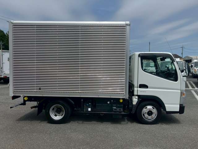Mitsubishi Fuso Canter 4