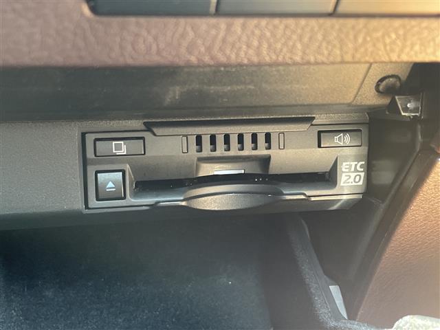 Lexus RX 9