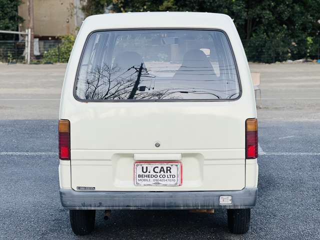 Daihatsu Hijet Van 6