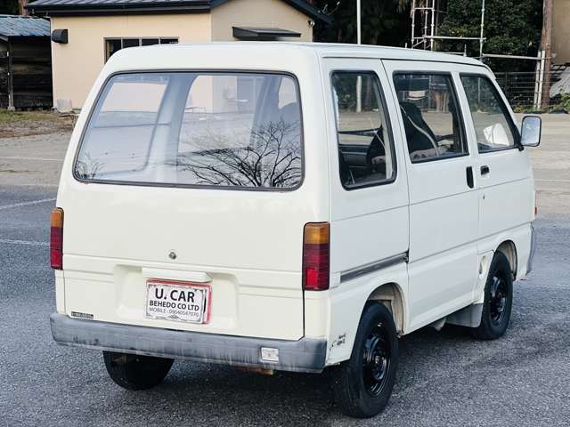 Daihatsu Hijet Van 9