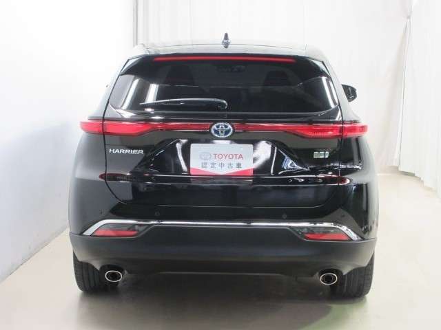 Toyota Harrier 4