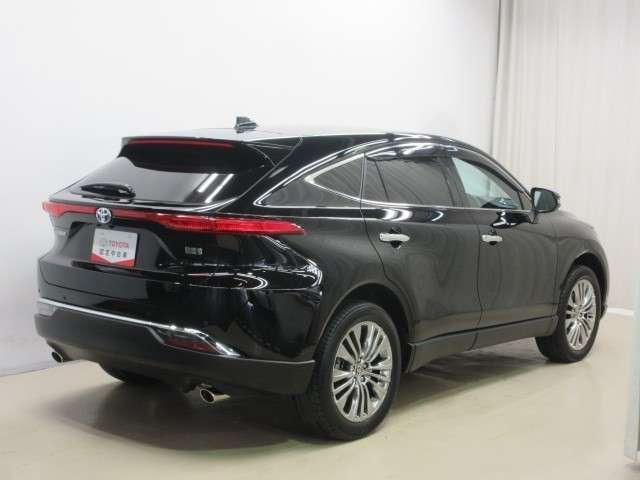 Toyota Harrier 5