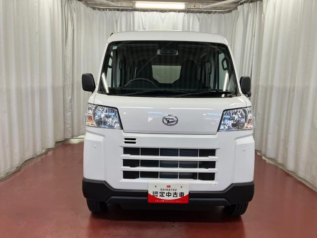 Daihatsu Hijet Cargo 3