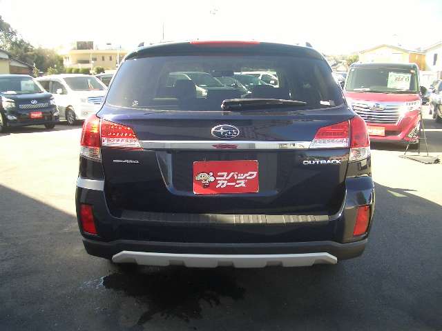 Subaru Legacy Outback 10