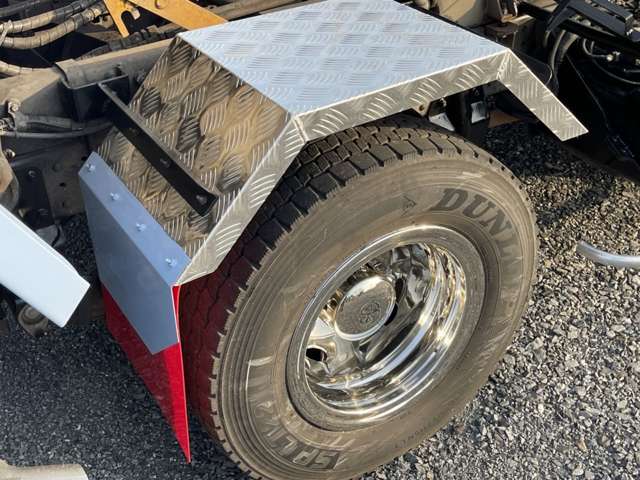Mitsubishi Fuso Canter 8