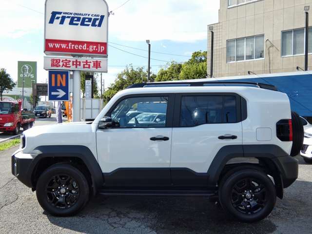 Toyota Land Cruiser FJ 6