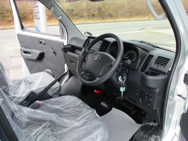 Toyota Town Ace Van 9