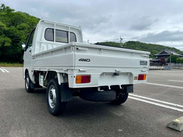 Daihatsu Hijet Pickup 6